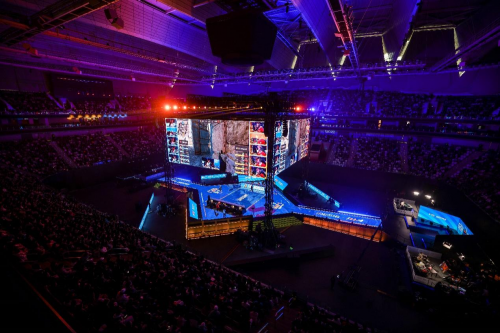 抵英后因入 抵英后因入